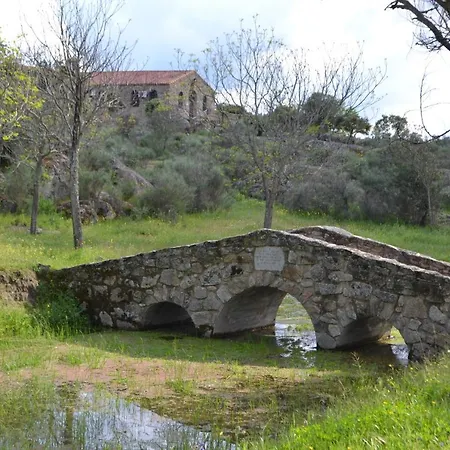 La Jarilla Κατάλυμα σε φάρμα
